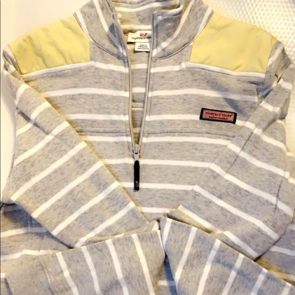 Vineyard Vines popover